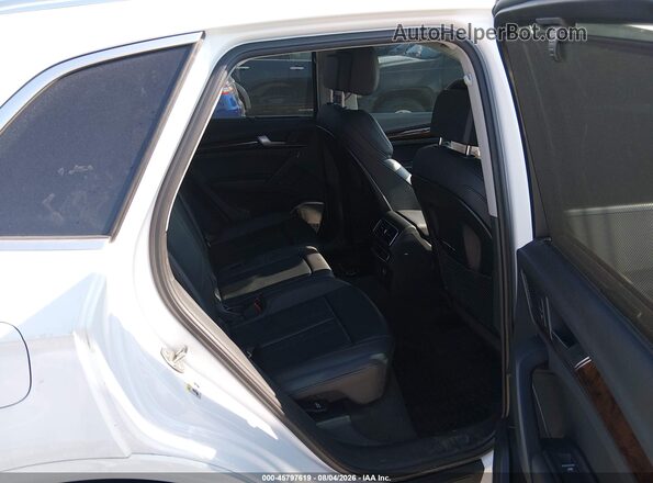WA1BNAFY9J2139041 2018 AUDI Q5 White Вид задніх сидінь