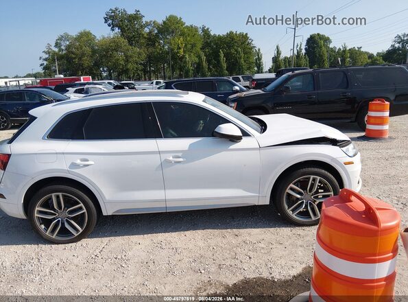 WA1BNAFY9J2139041 2018 AUDI Q5 White Вид задньої частини салону