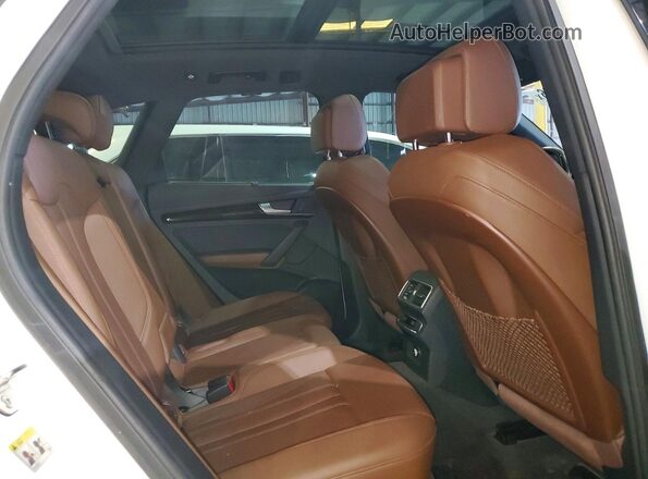 WA1BNAFYXJ2210182 2018 AUDI Q5 White Հետևի նստատեղերի տեսք