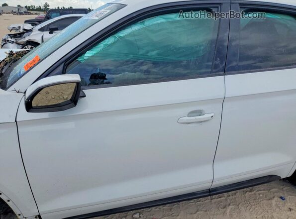 WA1BNAFYXK2124498 2019 AUDI Q5 White Вид салону спереду