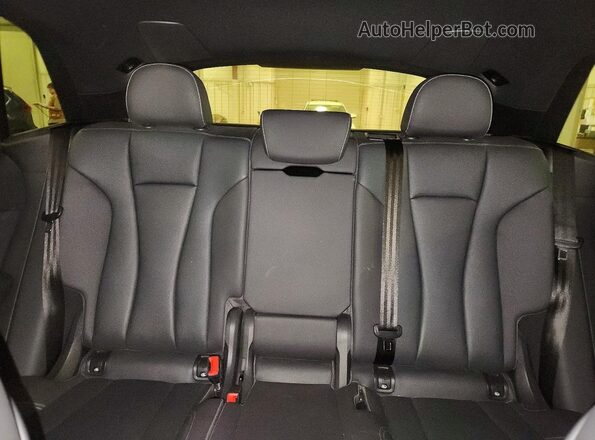 WA1BVAF17KD040906 2019 AUDI Q8 Charcoal უკანა სავარძლების ხედი