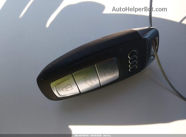 WA1BVAF18KD017053 2019 AUDI Q8 Black Vista del salpicadero