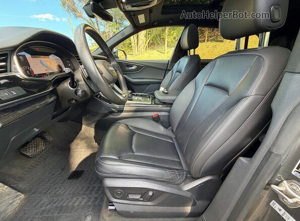 WA1BVAF19KD039112 2019 AUDI Q8 Серый 