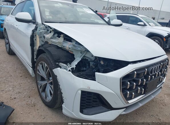 WA1BVBF13TD033250 2026 AUDI Q8 Белый Вид спереди