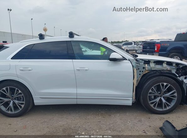 WA1BVBF13TD033250 2026 AUDI Q8 Белый Панорамный вид салона 360°