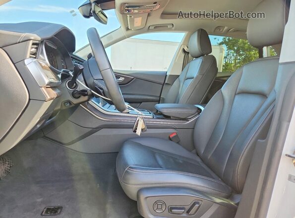 WA1BVBF17PD010317 2023 AUDI Q8 White Սալոնի դիմացի տեսք