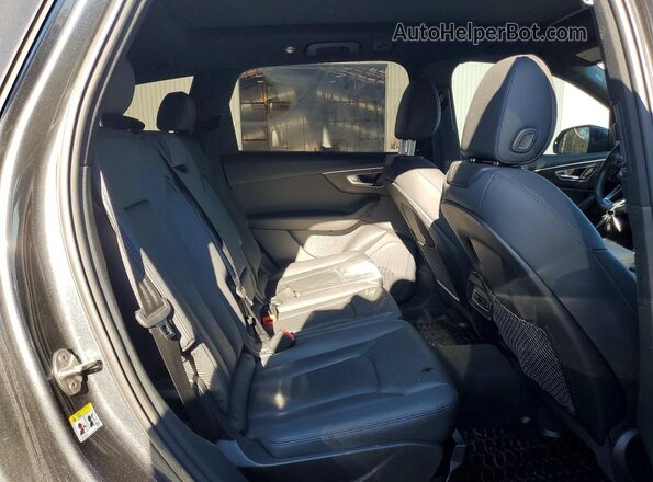 WA1BXBF70PD001084 2023 AUDI Q7 Gray Սալոնի հետևի տեսք