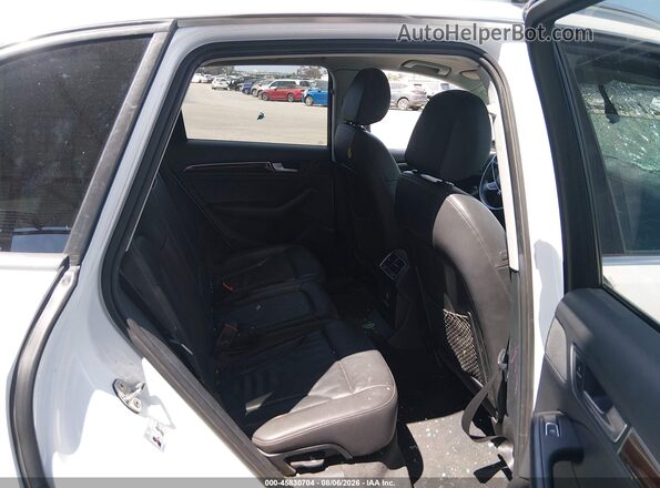 WA1C2AFP0HA070793 2017 AUDI Q5 White VIN sticker view