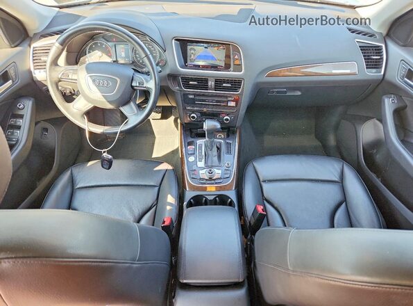 WA1C2AFP0HA072771 2017 AUDI Q5 Gray Vista del salpicadero