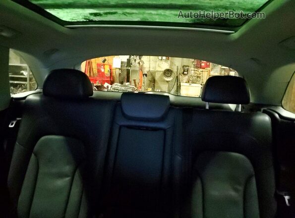 WA1C2AFP4HA035027 2017 AUDI Q5 Белый Вид задних сидений