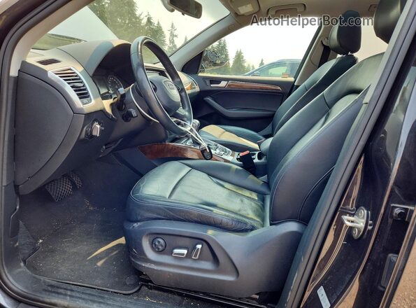 WA1C2AFP7HA026273 2017 AUDI Q5 Charcoal Вид салону спереду