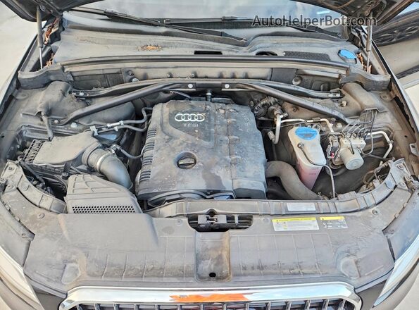 WA1C2AFP7HA086828 2017 AUDI Q5 Black Vista del compartimento del motor