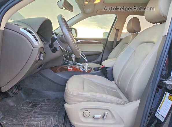 WA1C2AFP7HA086828 2017 AUDI Q5 Black Vista interior delantera
