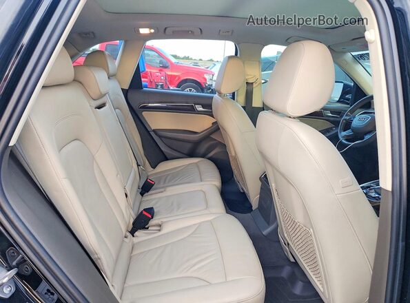 WA1C2AFP7HA086828 2017 AUDI Q5 Black Vista interior trasera