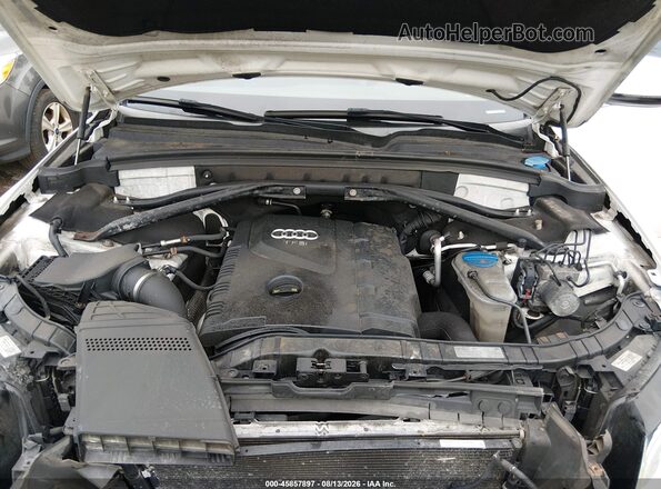 WA1C2AFP8GA024272 2016 AUDI Q5 White Vista trasera
