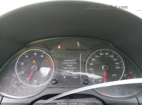 WA1C2AFP8GA024272 2016 AUDI Q5 White Vista de los asientos traseros