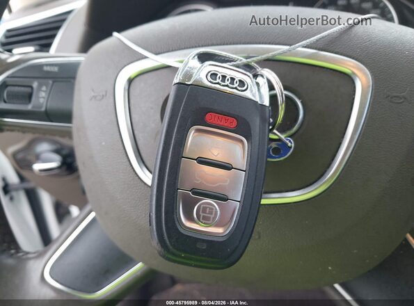WA1C2AFP8HA074882 2017 AUDI Q5 White Widok deski rozdzielczej