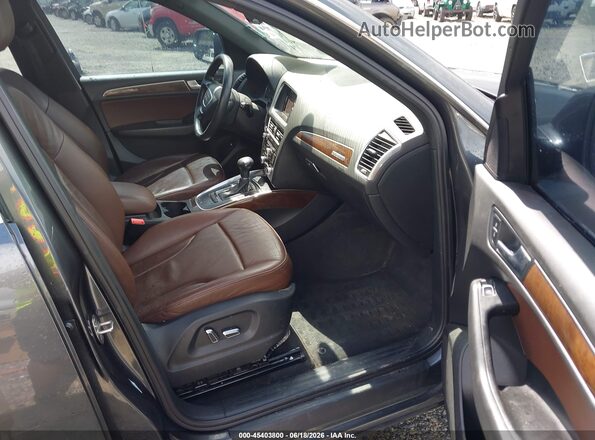WA1C2AFP8HA076759 2017 AUDI Q5 Gray Widok wnętrza z przodu