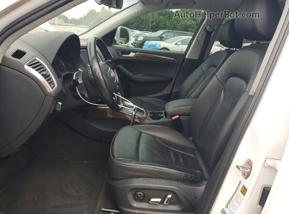 WA1C2AFPXGA074011 2016 AUDI Q5 White Вид салону спереду