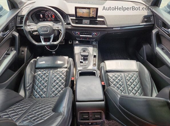 WA1C4AFY0J2158116 2018 AUDI SQ5 Gray Առջևի վահանակի տեսք