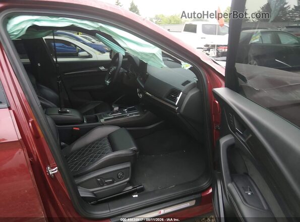 WA1C4AFY2J2173880 2018 AUDI SQ5 Burgundy Front interior view