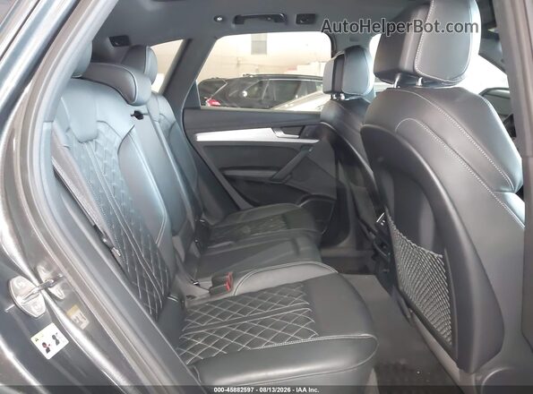 WA1C4AFY7J2224449 2018 AUDI SQ5 Gray VIN sticker view