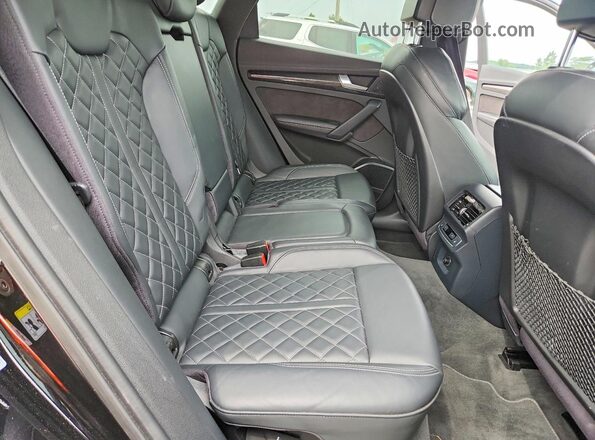 WA1C4AFY8J2074254 2018 AUDI SQ5 Black Rear interior view