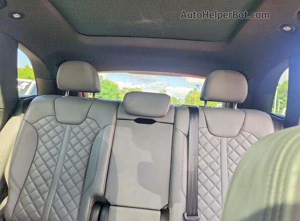 WA1C4AFY8J2101243 2018 AUDI SQ5 Green 