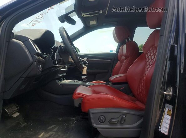 WA1C4AFYXJ2181791 2018 AUDI SQ5 Black წინა სალონის ხედი
