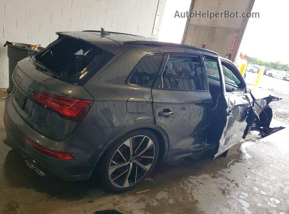 WA1C4BFY5M2081754 2024 AUDI SQ5 Charcoal Trasero derecho