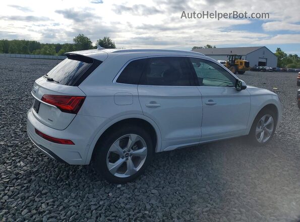 WA1CAAFY5M2056260 2021 AUDI Q5 White Tył prawy
