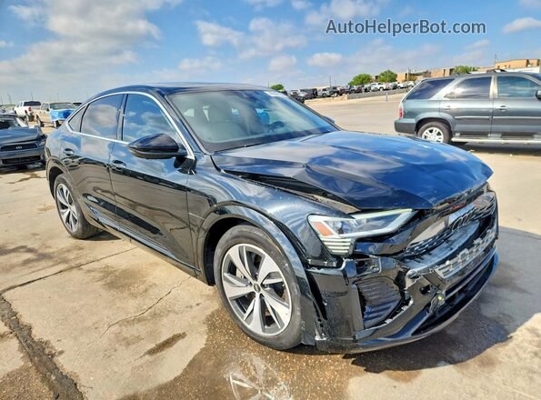 WA1CAAGE7RB005967 2024 AUDI Q8 Black Delantero derecho