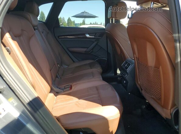 WA1CNAFY4J2029759 2018 AUDI Q5 Gray Սալոնի հետևի տեսք