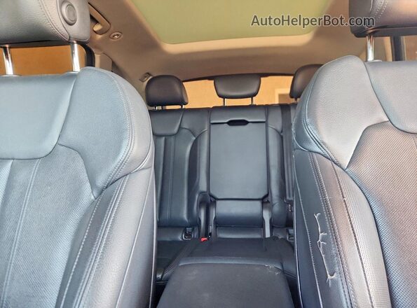WA1CNAFY5J2138991 2018 AUDI Q5 Black Вид задніх сидінь