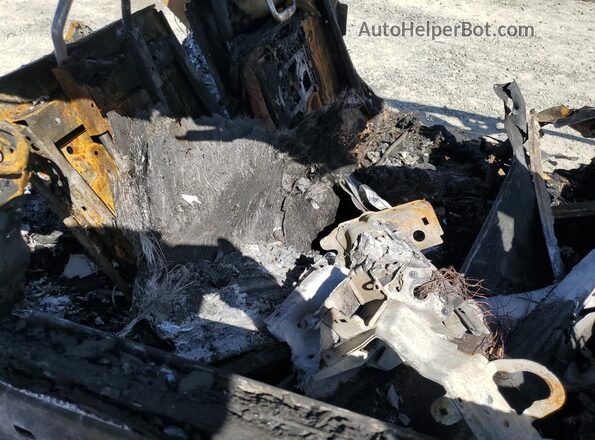 WA1CVAF1XKD014417 2019 AUDI Q8 Угольный Вид задней части салона