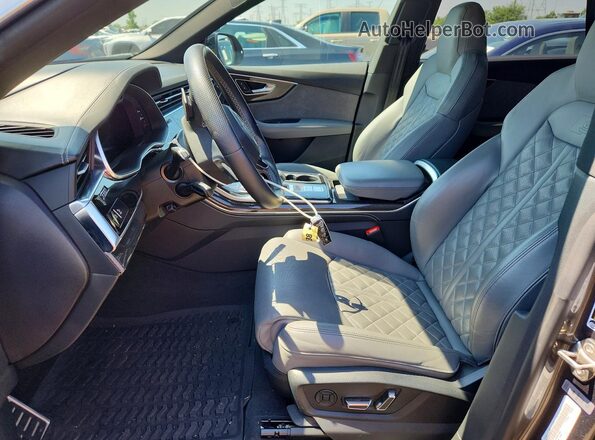 WA1CWBF10ND001666 2022 AUDI SQ8 Black Front interior view