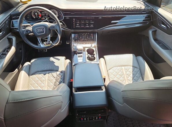 WA1CWBF10ND001666 2022 AUDI SQ8 Black Dashboard view
