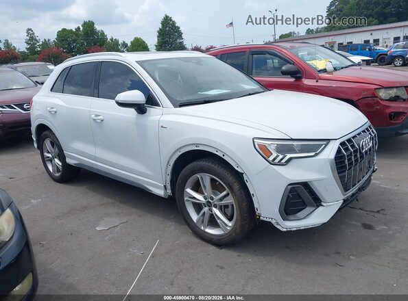 WA1DECF31R1149993 2024 AUDI Q3 Белый Вид задней части салона