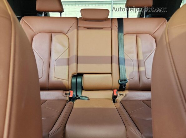 WA1DECF32N1010286 2022 AUDI Q3 Черный Вид задних сидений