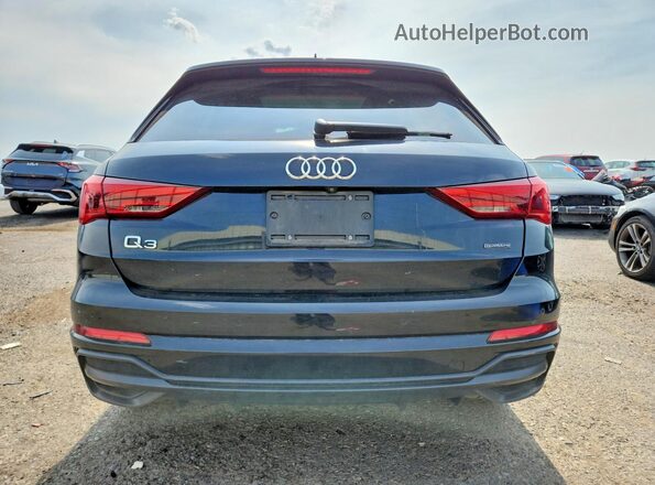 WA1DECF32N1010286 2022 AUDI Q3 Черный Вид сзади