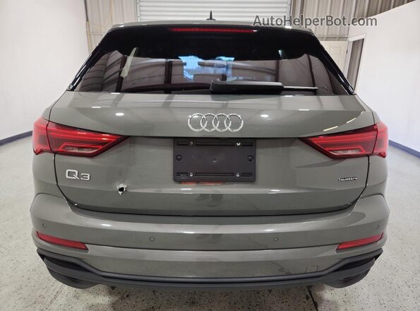 WA1DECF32S1049357 2025 AUDI Q3 Gray 360 interior view