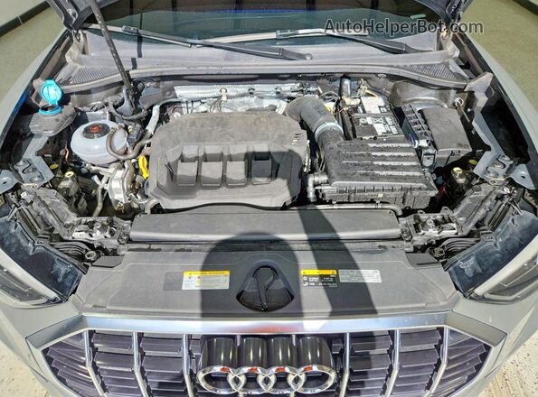 WA1DECF32S1049357 2025 AUDI Q3 Gray Engine compartment view