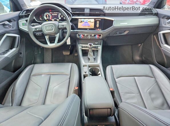 WA1DECF32S1049357 2025 AUDI Q3 Gray Dashboard view