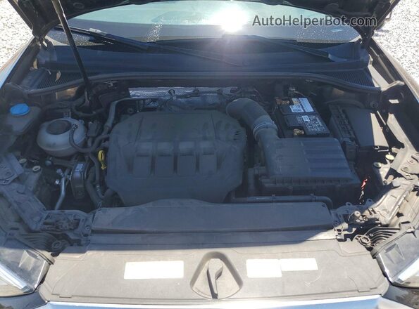 WA1DECF33L1028051 2020 AUDI Q3 Black ძრავის განყოფილების ხედი