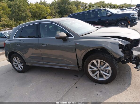 WA1DECF33R1125372 2024 AUDI Q3 Gray Rear interior view