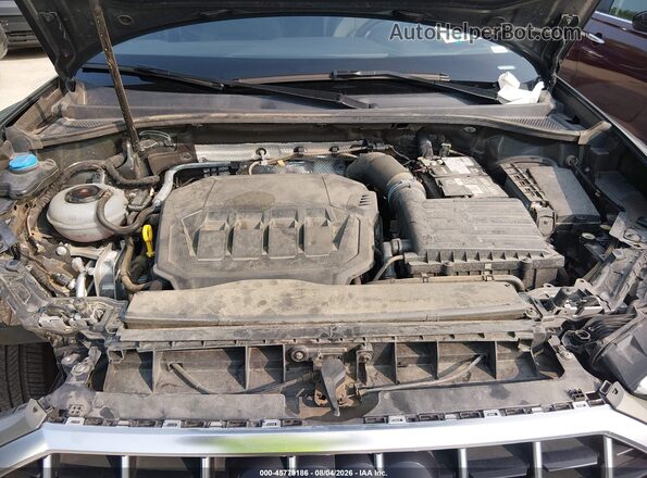 WA1DECF33R1125372 2024 AUDI Q3 Gray Rear view
