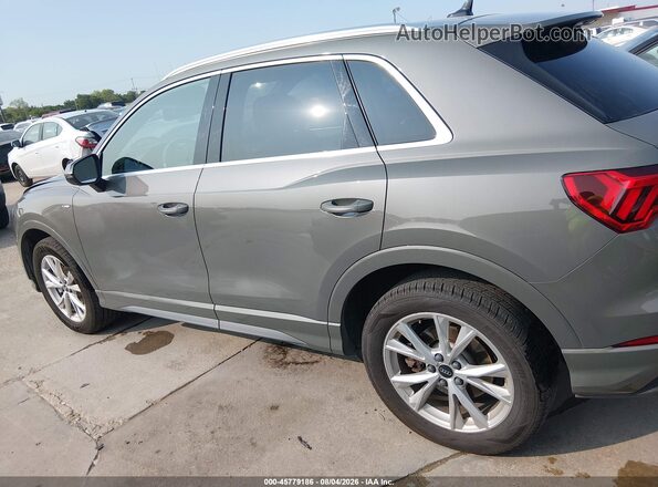 WA1DECF33R1125372 2024 AUDI Q3 Gray 360 interior view