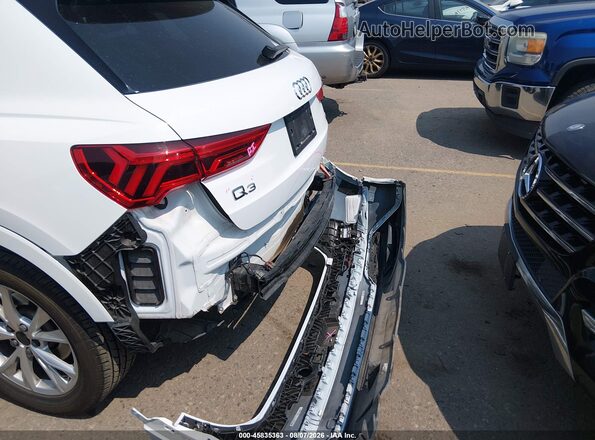 WA1DECF33S1016223 2025 AUDI Q3 White Front view