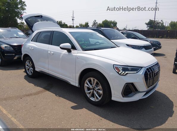 WA1DECF33S1016223 2025 AUDI Q3 White Rear interior view