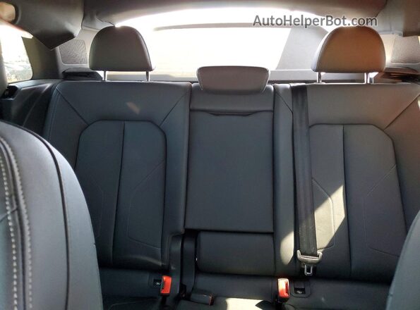 WA1DECF34N1021404 2022 AUDI Q3 Blue Rear seats view